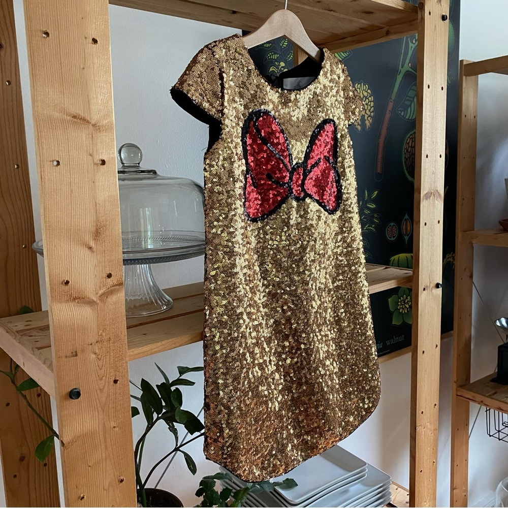 Disney Gold Red Sequins Minnie Mouse Bow Short Sleeve Sparkly Dress - Picture 4 of 10